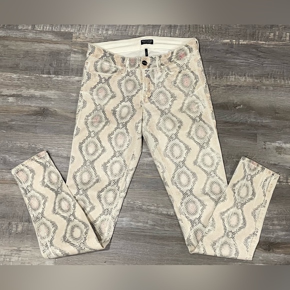Marciano snake pattern jagging pants size 26 - Picture 1 of 5
